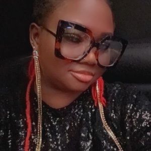 Meet your Posher, Christiana